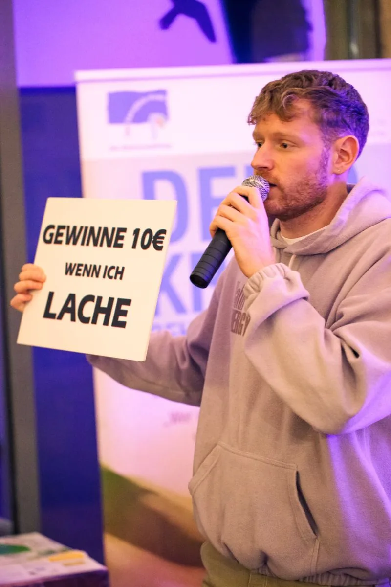 Einladungen zu Workshops und Vorträgen